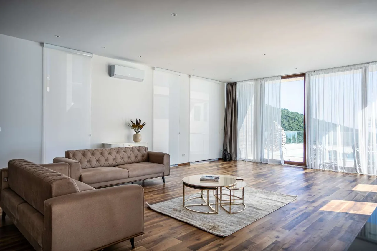 Stylish Five-Bedroom Villa With Private Pool photo 4