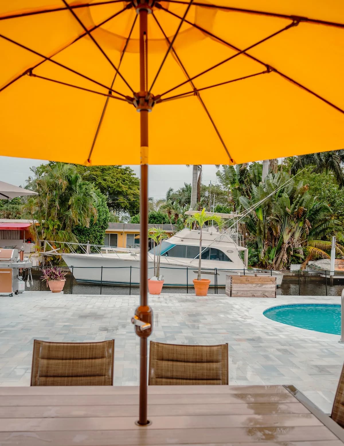 Waterfront Pool Retreat in Bimini Florida photo 4