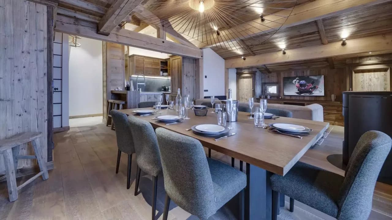 Stylish Mountain Apartment With Scenic Views photo 5