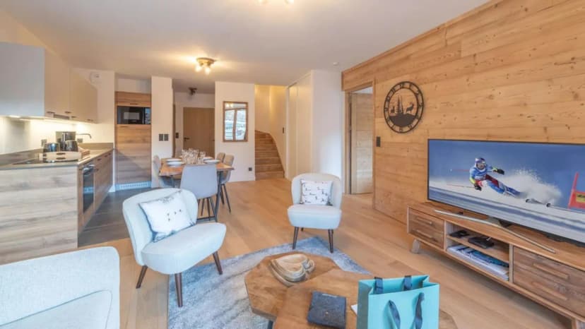 Duplex Mountain Retreat Near Ski Lifts