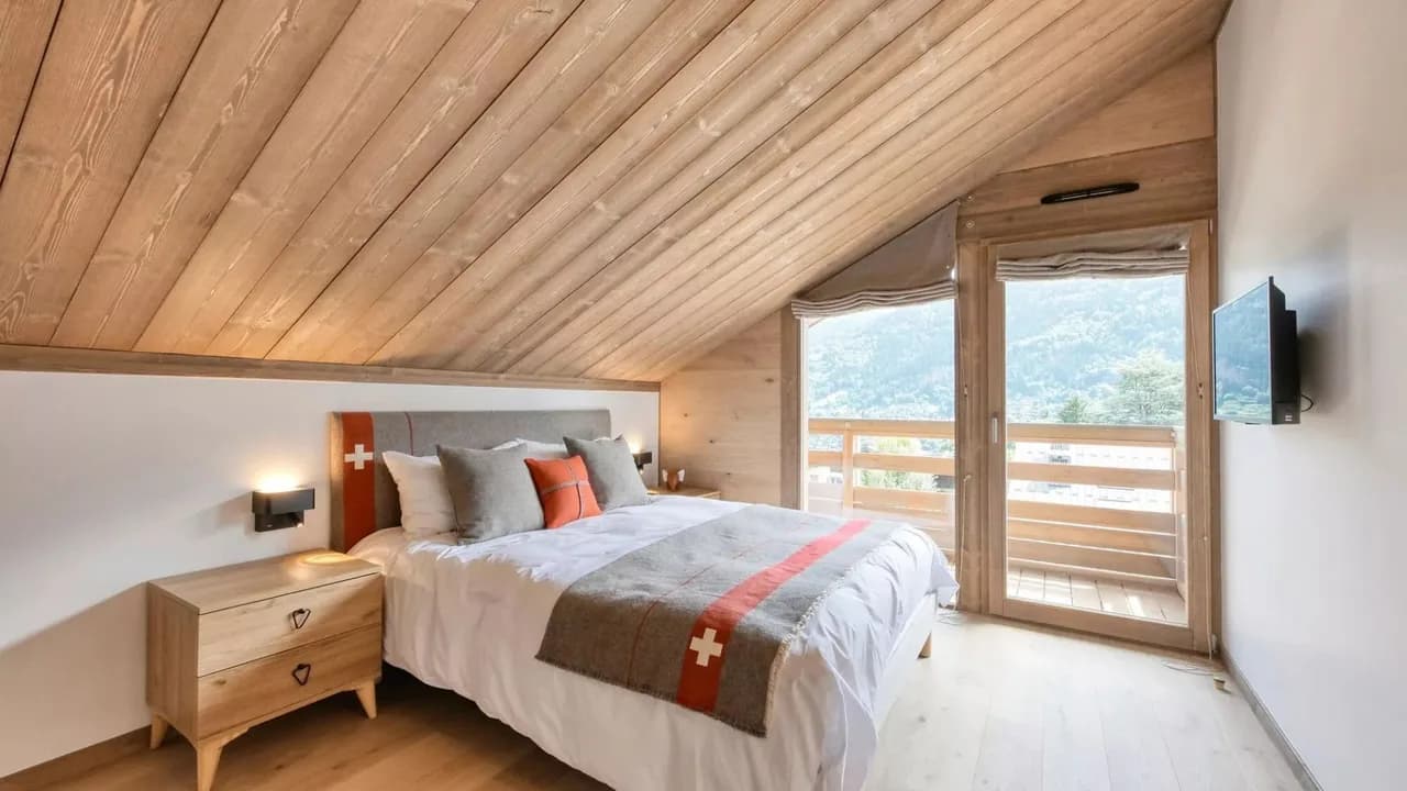 Scenic Chalet Near Ski and Nature photo 3