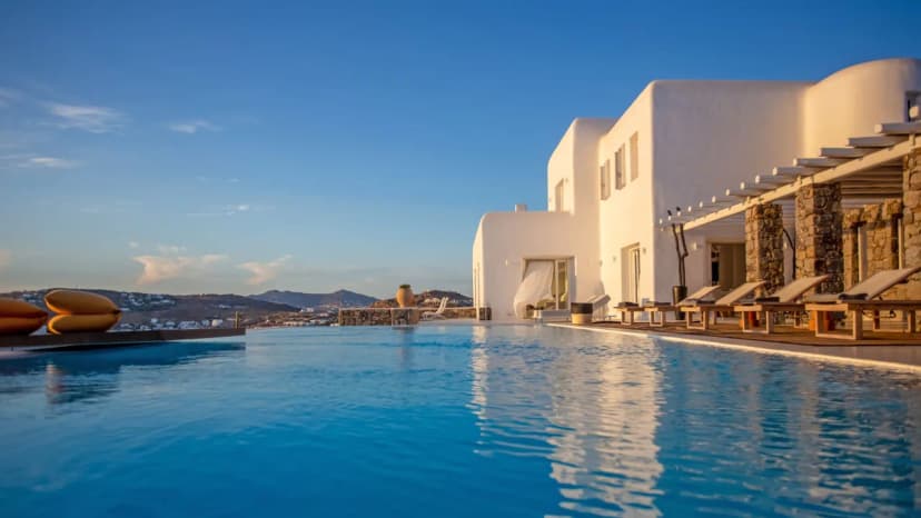 Spacious Villa With Pool and Privacy