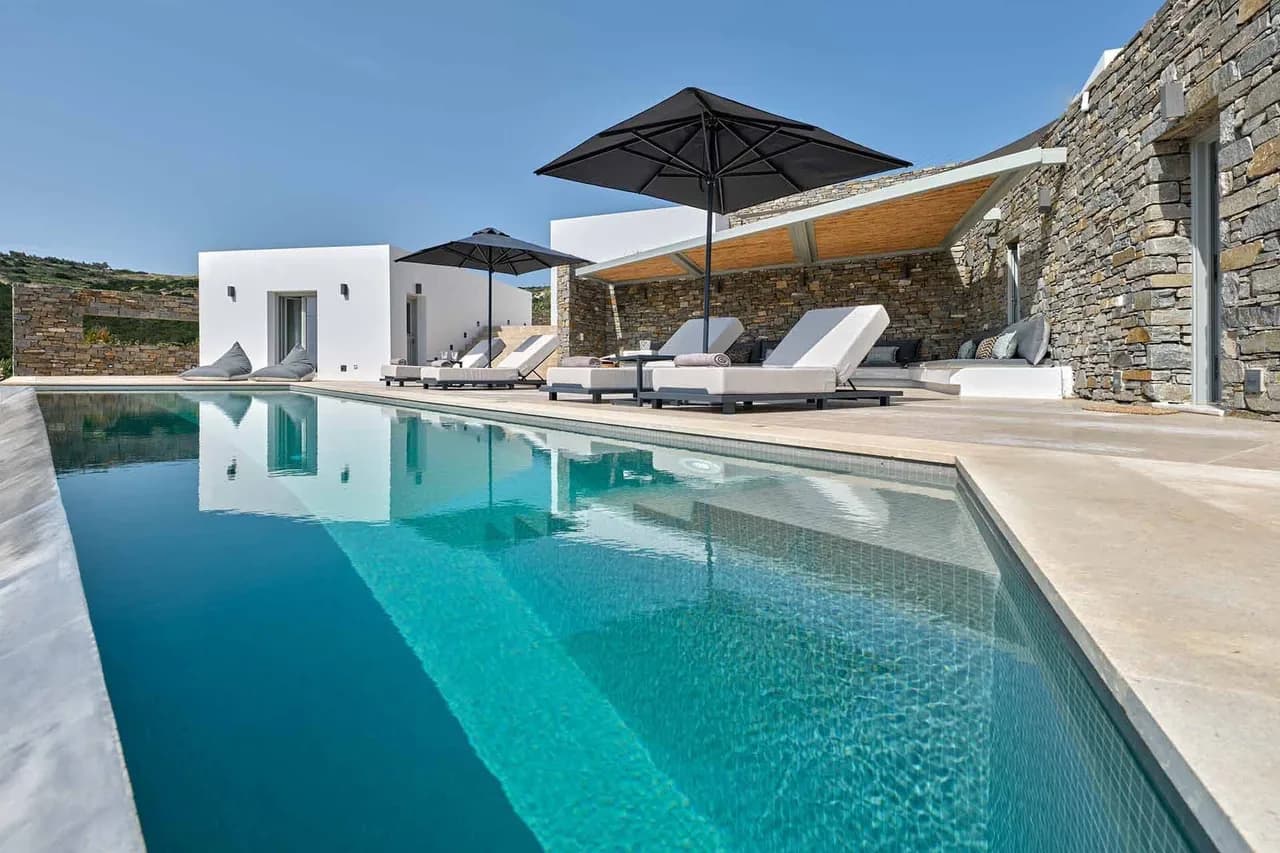 Kostos Horizon Luxury Residence