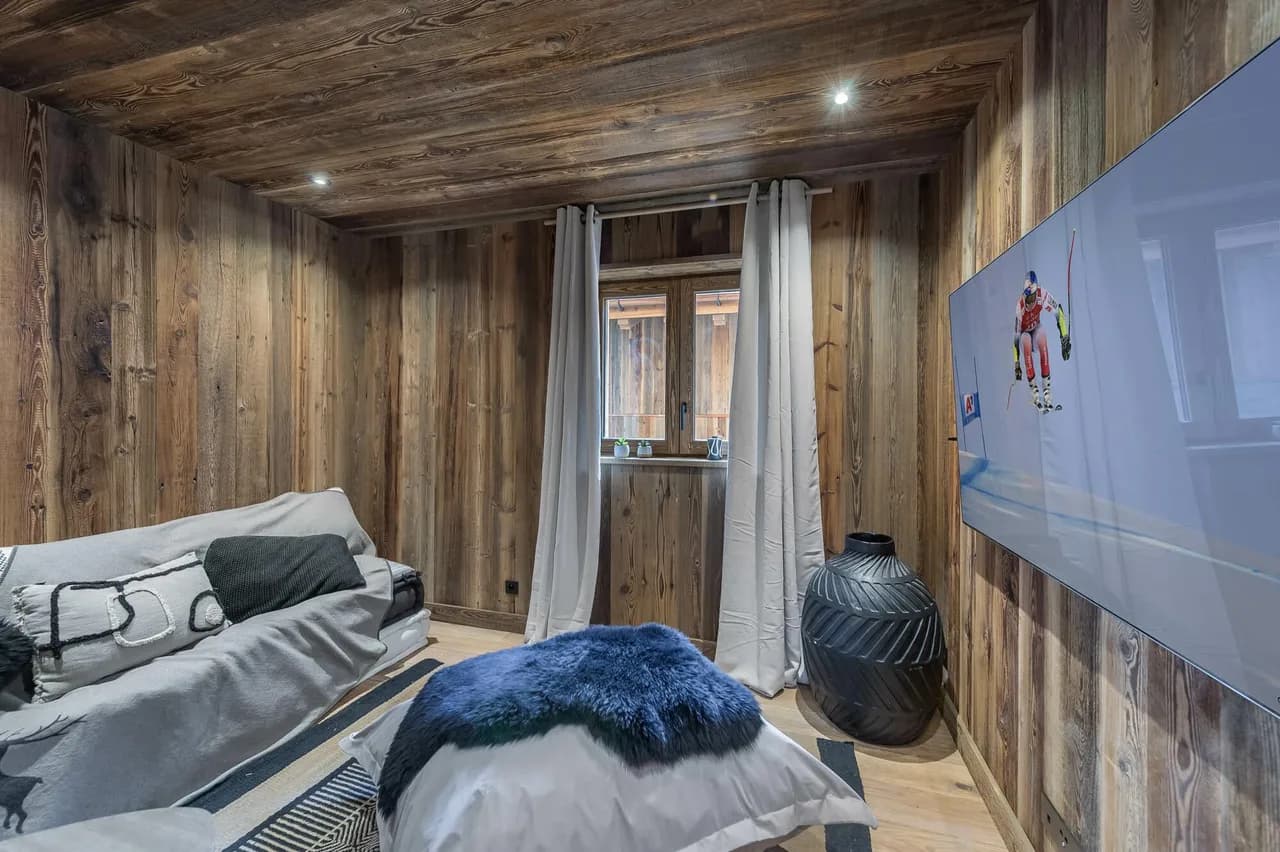 Elegant Mountain Stay With Wellness Area photo 5