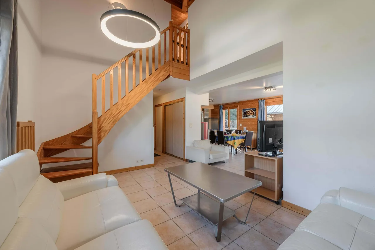 Mountain Apartment With Sunny Terrace Views photo 4