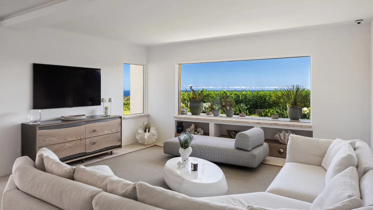 Coastal Living With Pool and Terraces photo 2