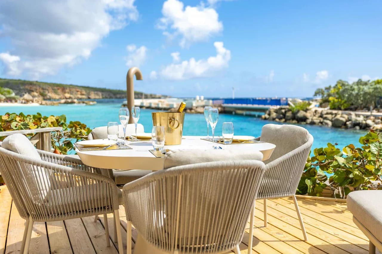 Oceanfront Three-Bedroom Villa in Willemstad photo 2
