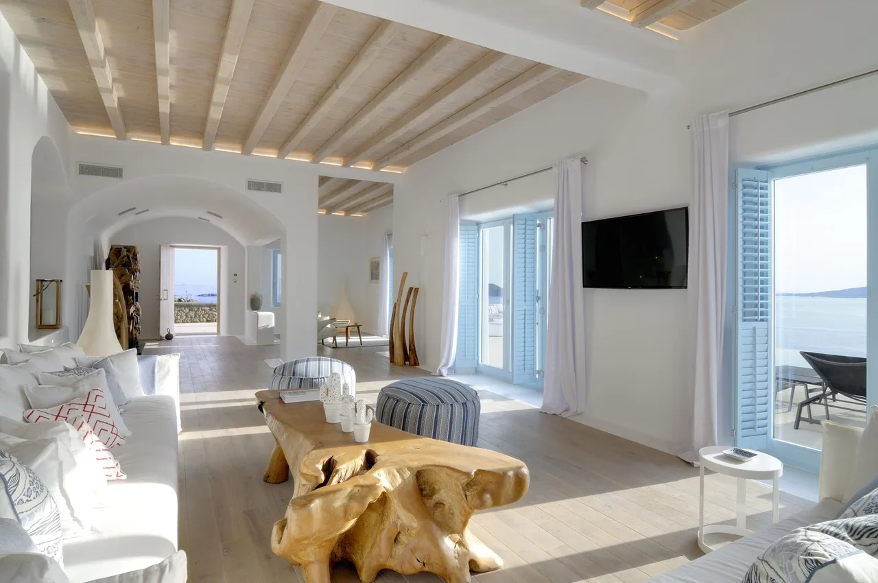 Modern Cycladic Villa With Outdoor Dining photo 5