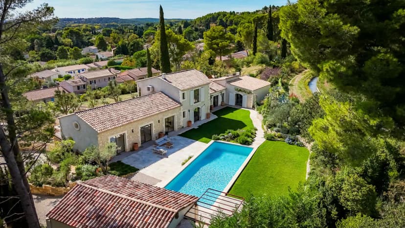 Expansive Seven Bedroom Retreat in Provence