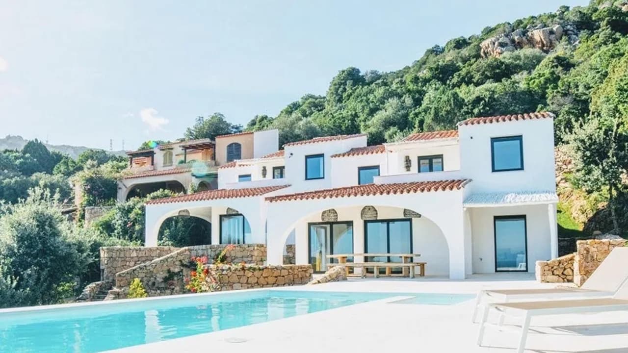 Lovely Hilltop Villa With Private Swimming Pool photo 3