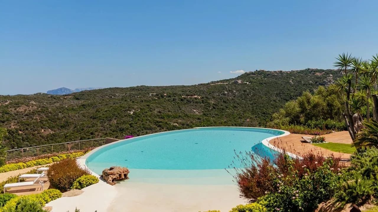 Luxury Retreat With Spectacular Sea Views photo 5