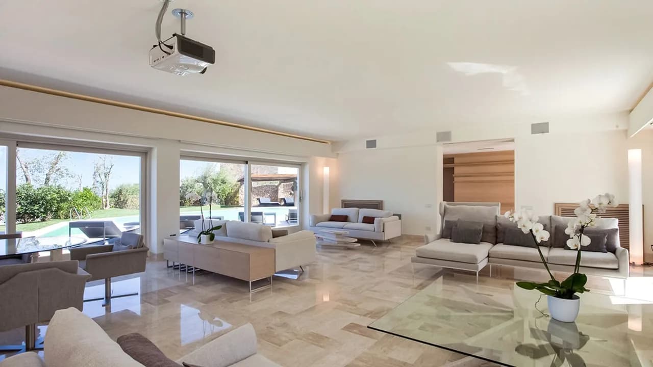 Modern Villa with Entertainment and Sea Views photo 2
