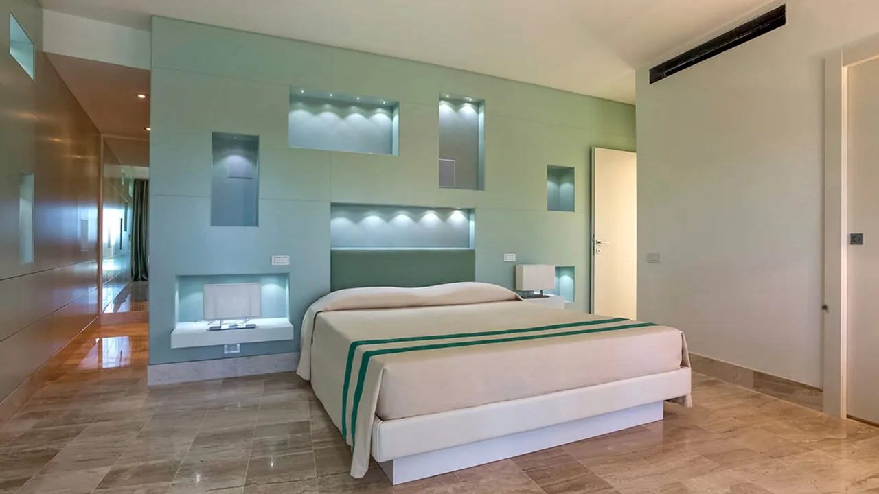 Modern Villa with Entertainment and Sea Views photo 3