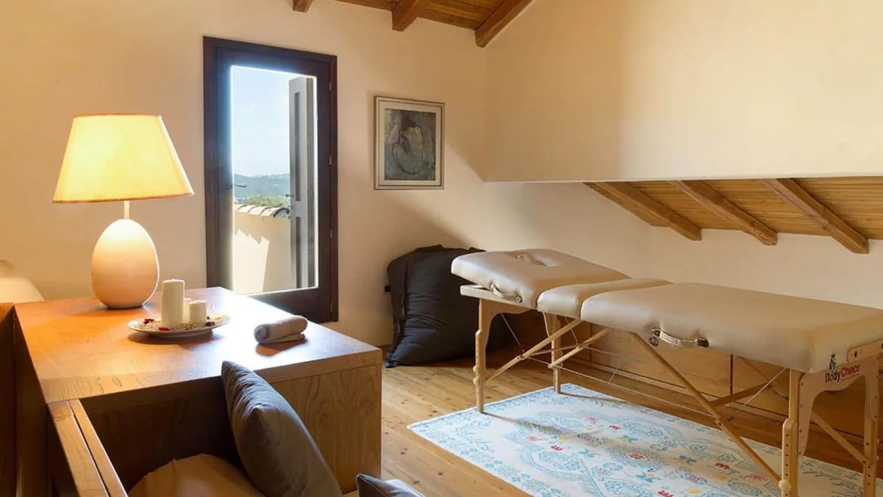 Mediterranean Seafront Villa With Gym and Games photo 4