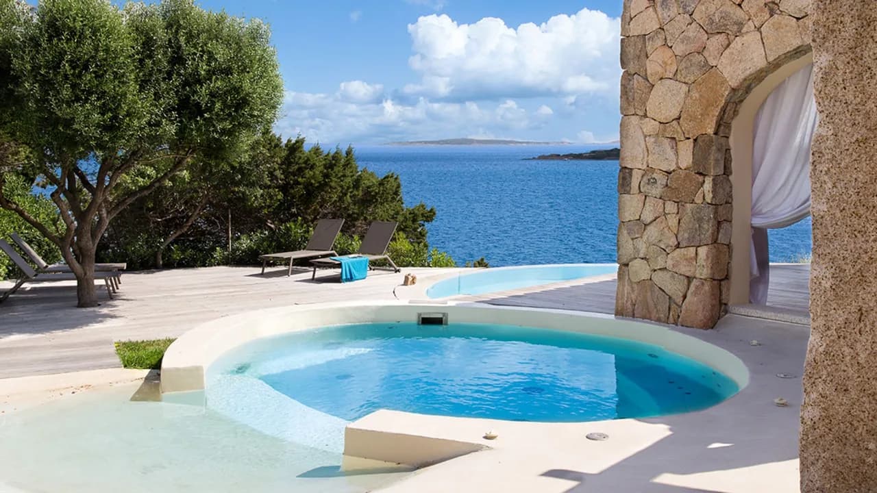 Mediterranean Seafront Villa With Gym and Games photo 5