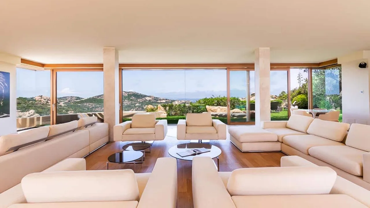 Panoramic Hilltop Villa Overlooking Emerald Coast photo 2