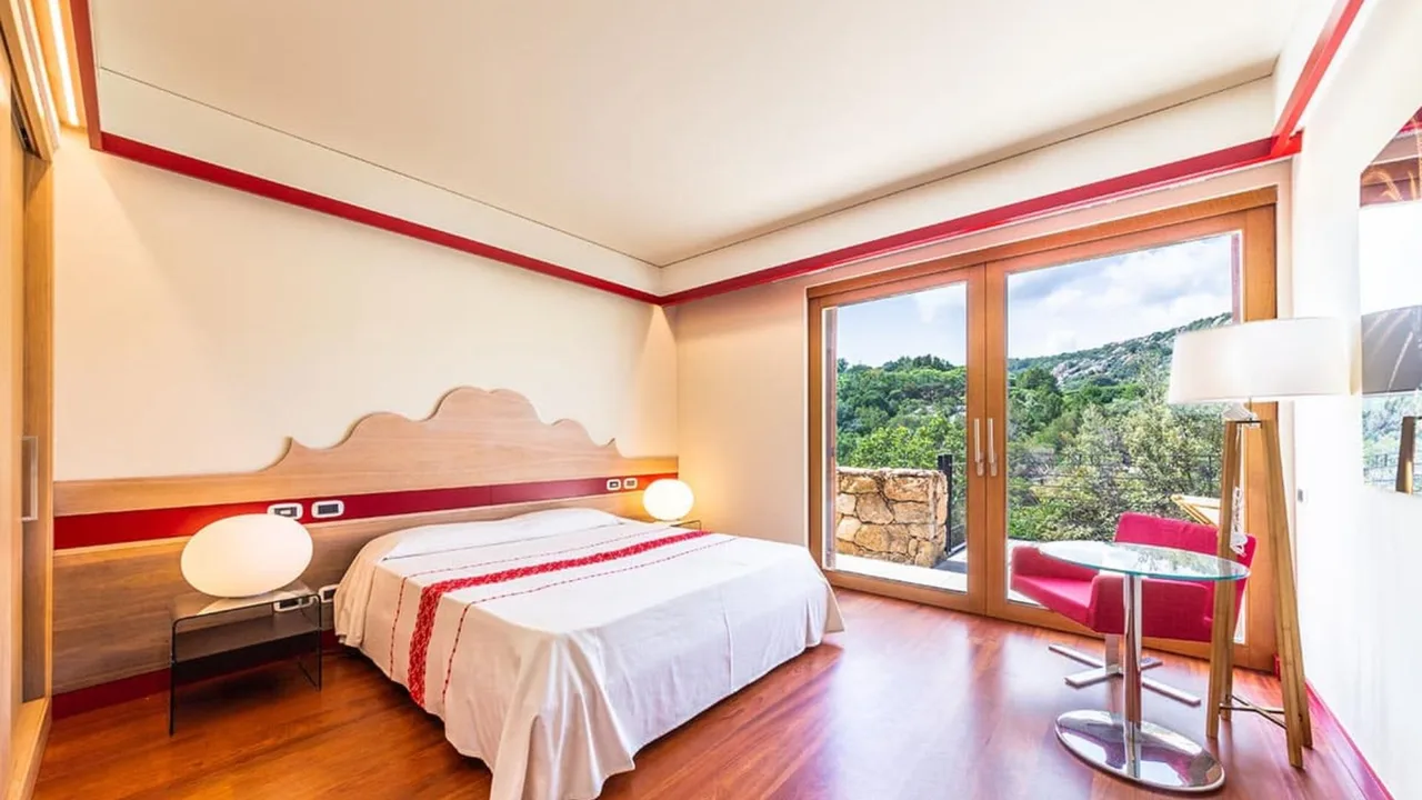 Panoramic Hilltop Villa Overlooking Emerald Coast photo 3