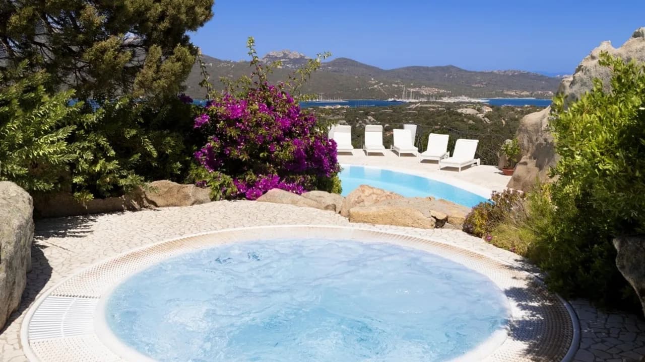 Coastal Luxury Mansion With Private Pool and Sauna photo 4