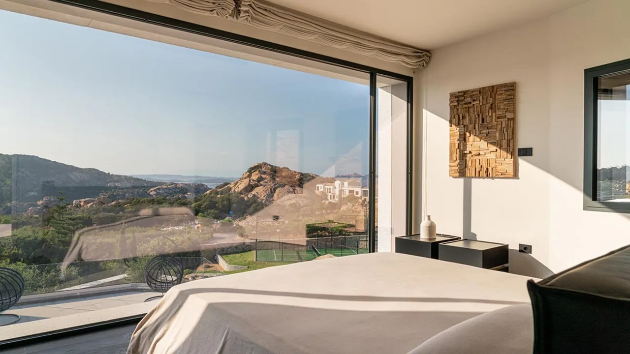 Luxury Hillside Villa With Outdoor Lounges photo 3