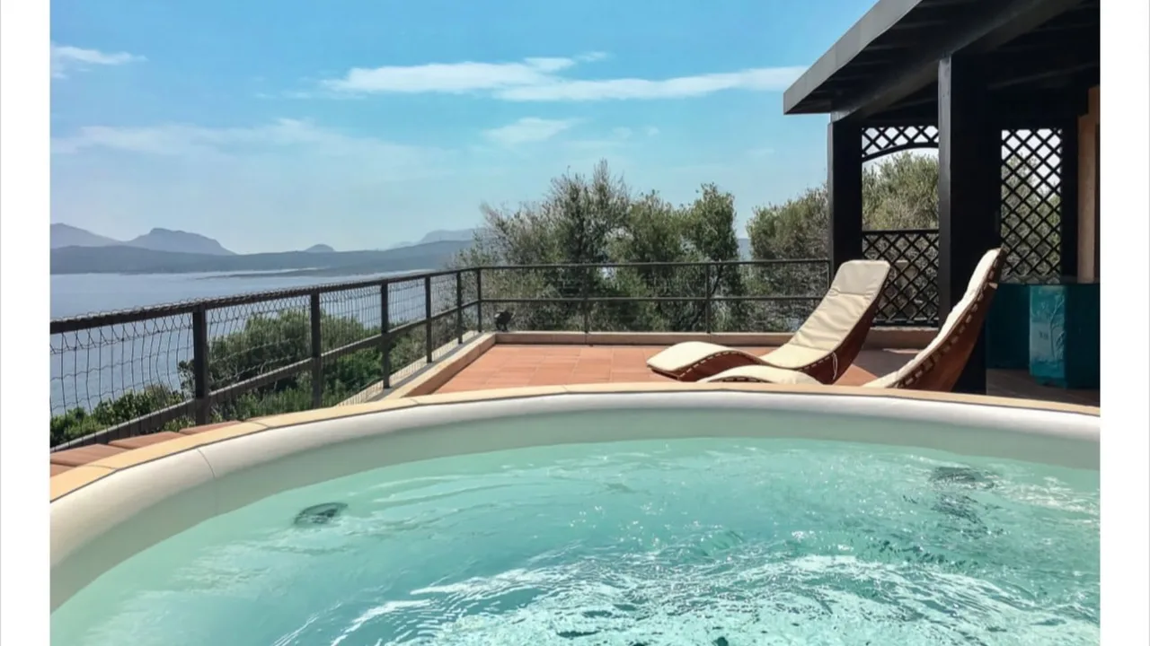 Panoramic Coastal Villa With Swimming Pool photo 5