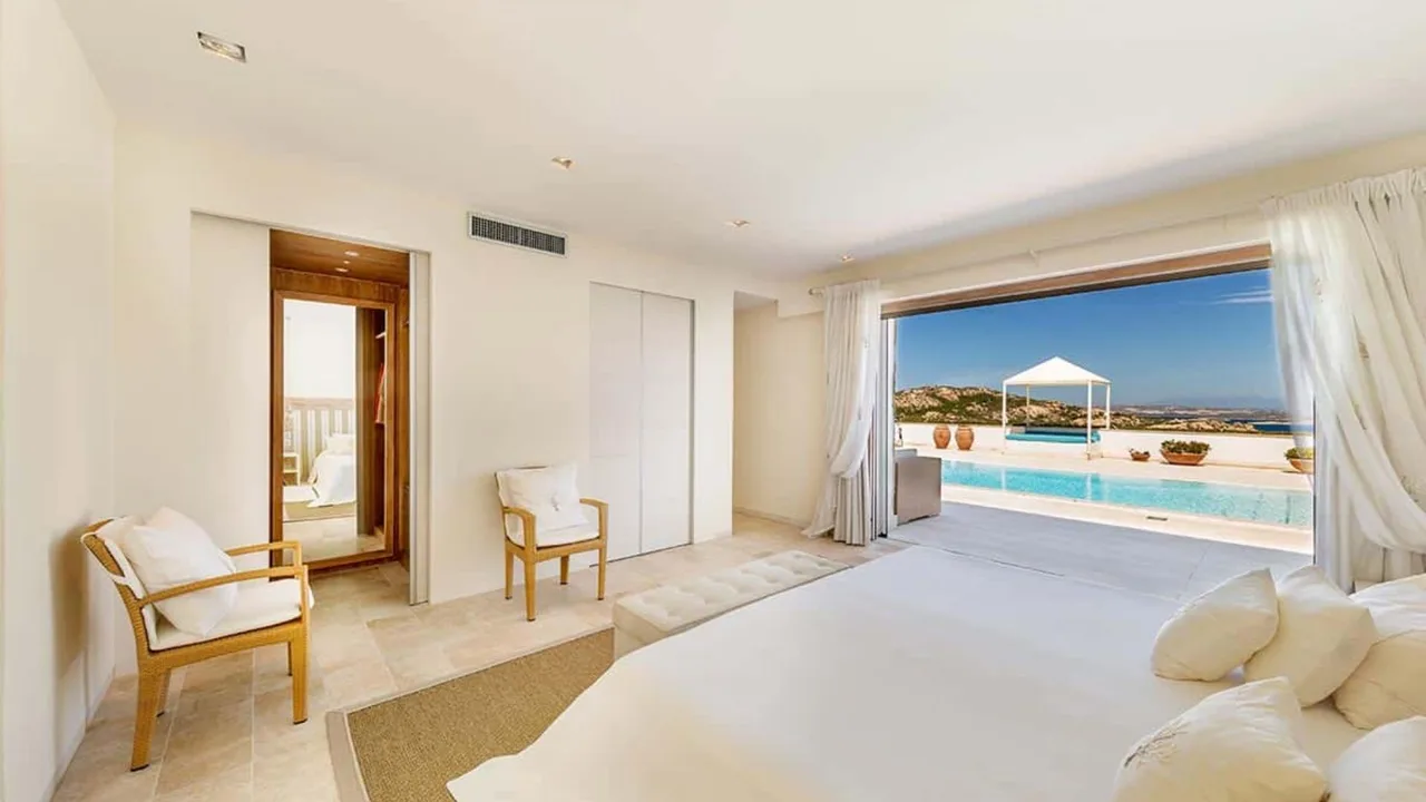 Exclusive Villa With Pool and Island Views photo 4