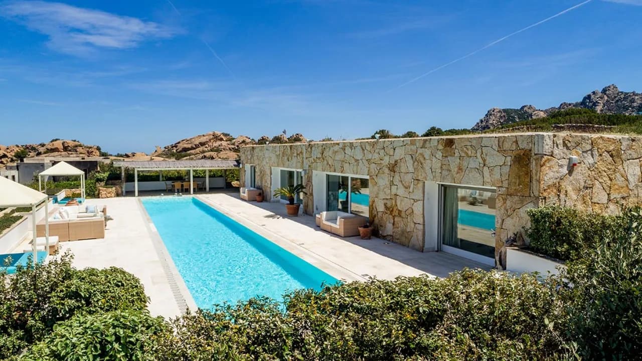 Exclusive Villa With Pool and Island Views photo 5