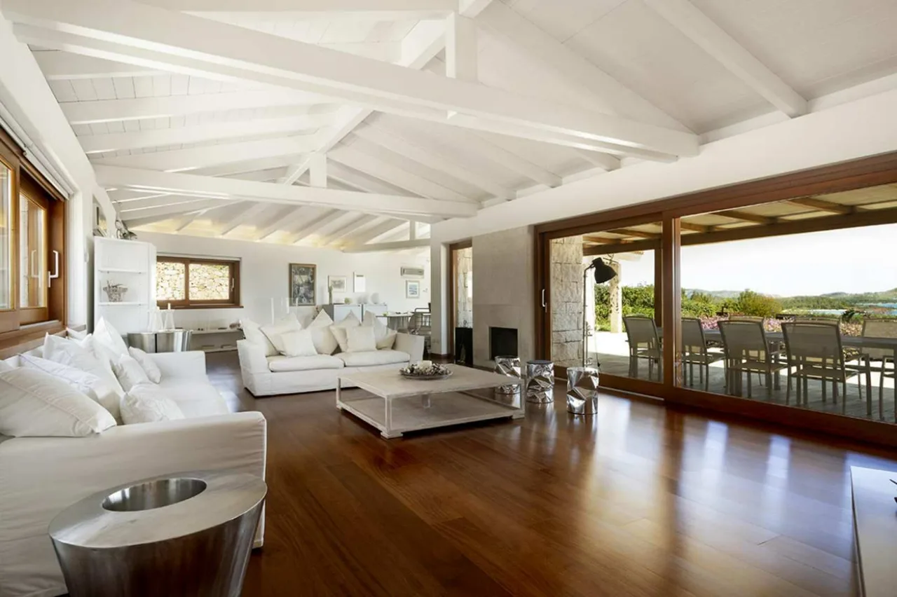 Seaside Retreat With Mediterranean Views photo 2