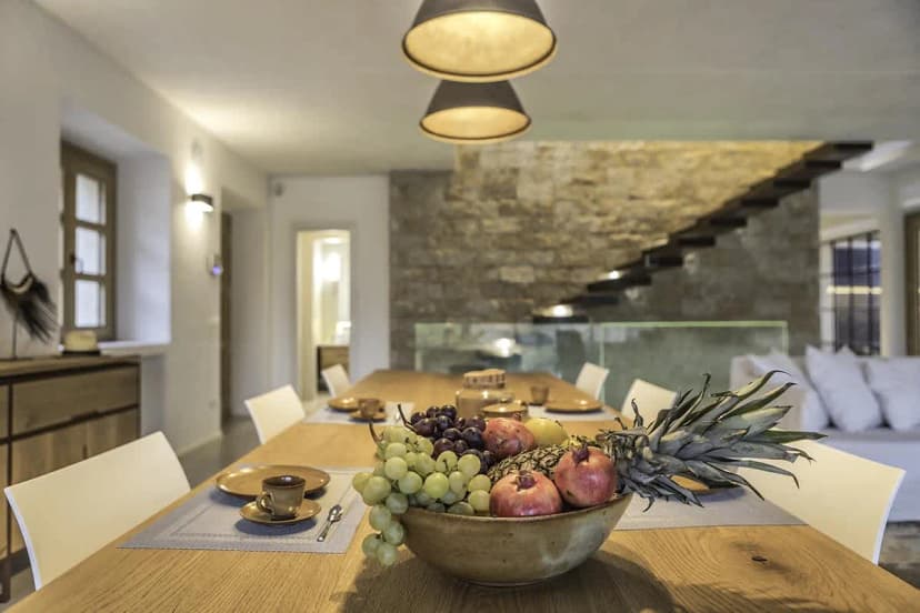 Charming 3-Bedroom Townhouse