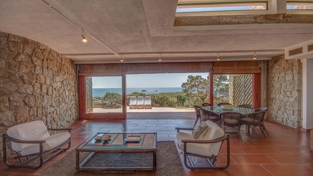 Private Waterfront Escape With Scenic Views photo 2