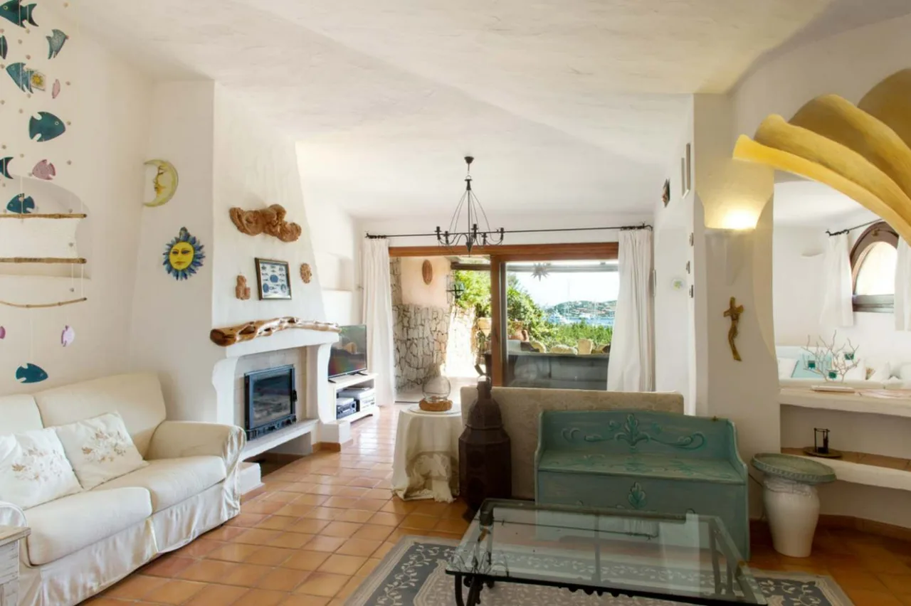 Luxury Coastal Escape With Jacuzzi photo 4