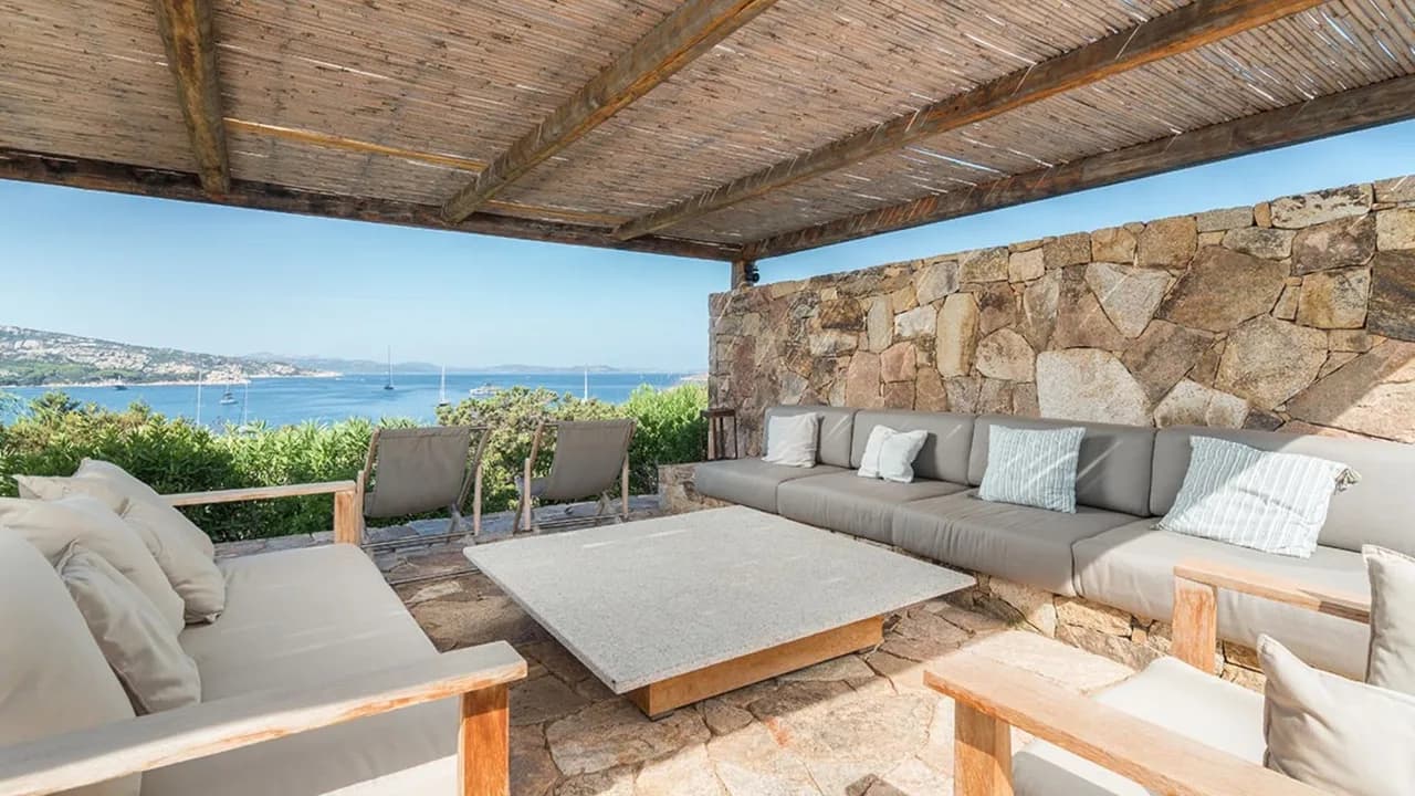 Exclusive Villa With Direct Beach Access photo 4