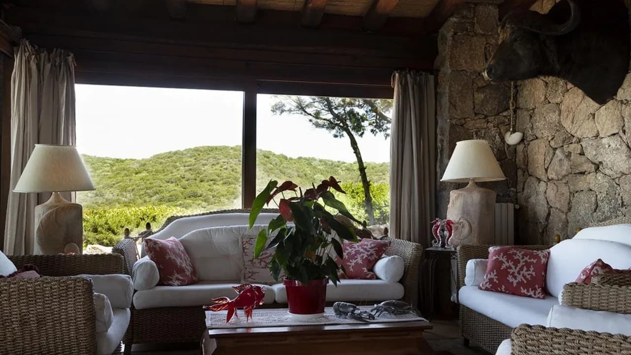 Refined Seaside Escape With Mediterranean Garden photo 4