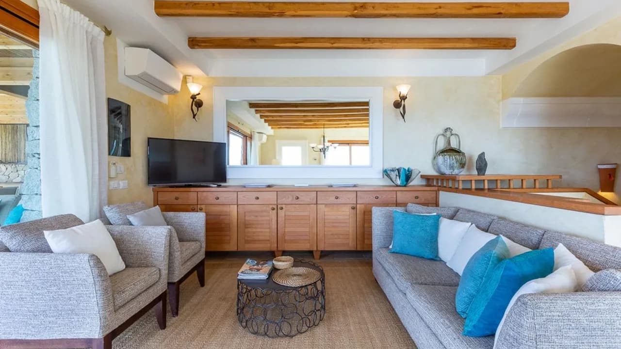 Coastal Haven With Panoramic Sea Views photo 2