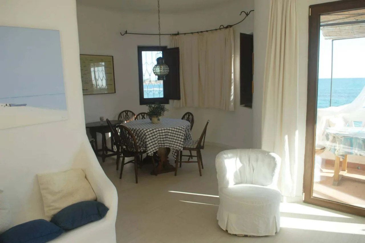 Beachfront Nora Villa With Sea Views photo 5