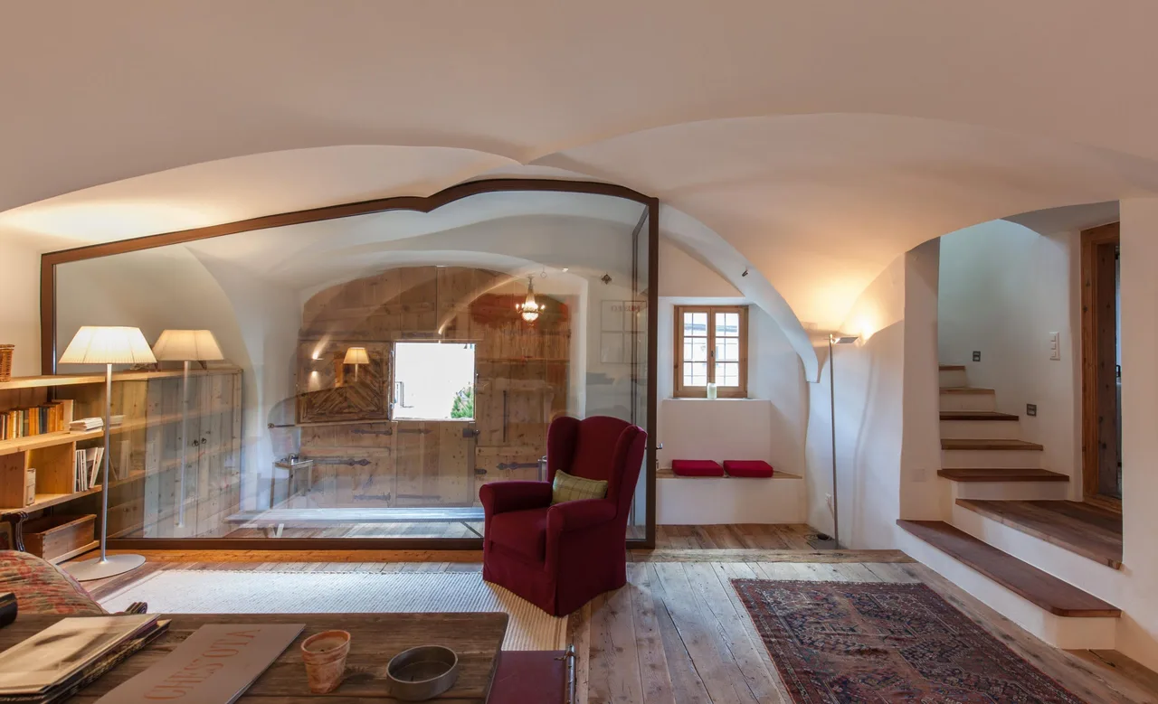 Spacious Mountain Apartment With Private Garden photo 3