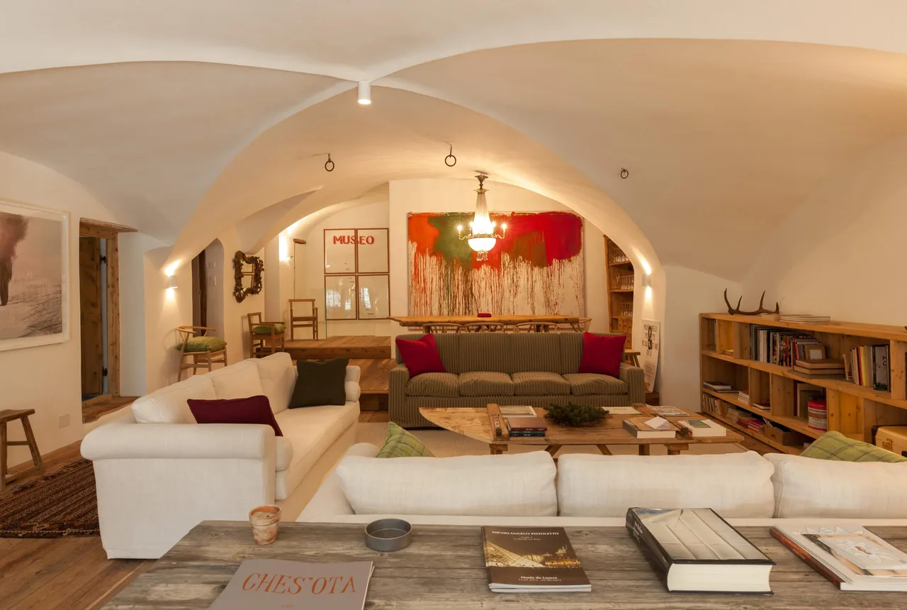 Spacious Mountain Apartment With Private Garden photo 4