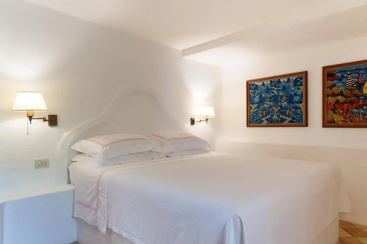 Classic 6-Bedroom Sea View Villa photo 3