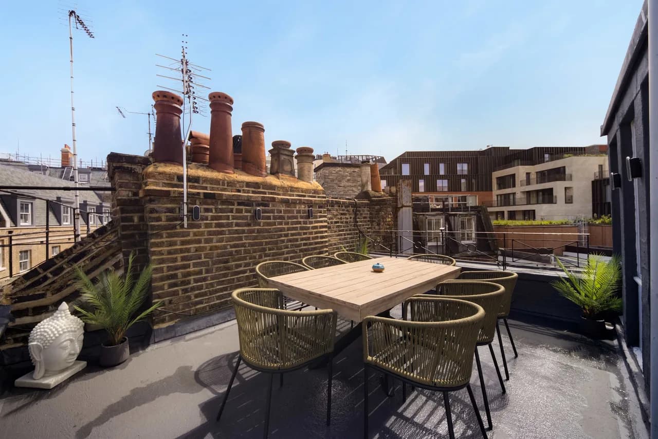 Elegant Three Bedroom House in Marylebone & Fitzrovia photo 5