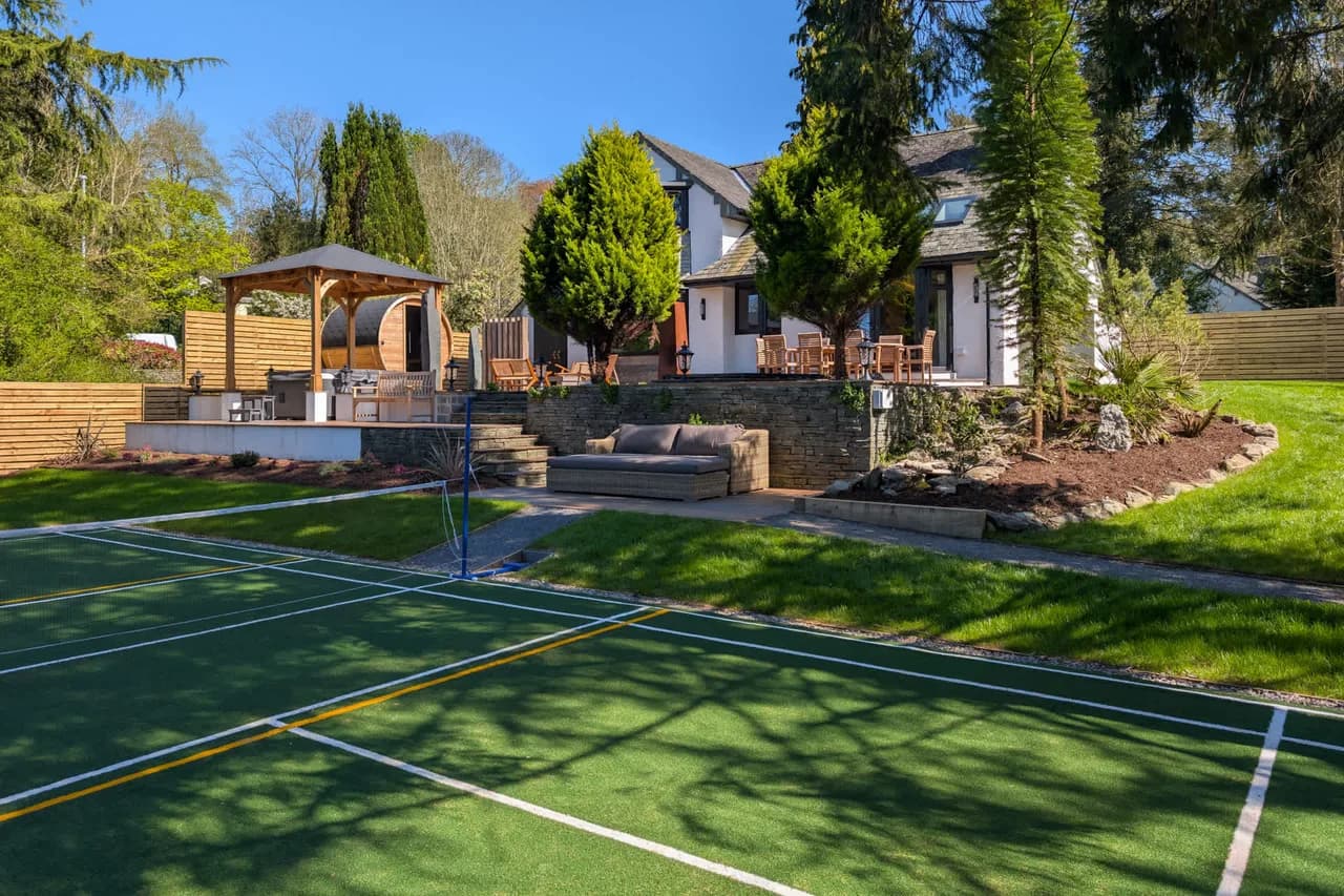 Scenic Lakeview Three-Bedroom Villa in Bowness-on-Windermere photo 5
