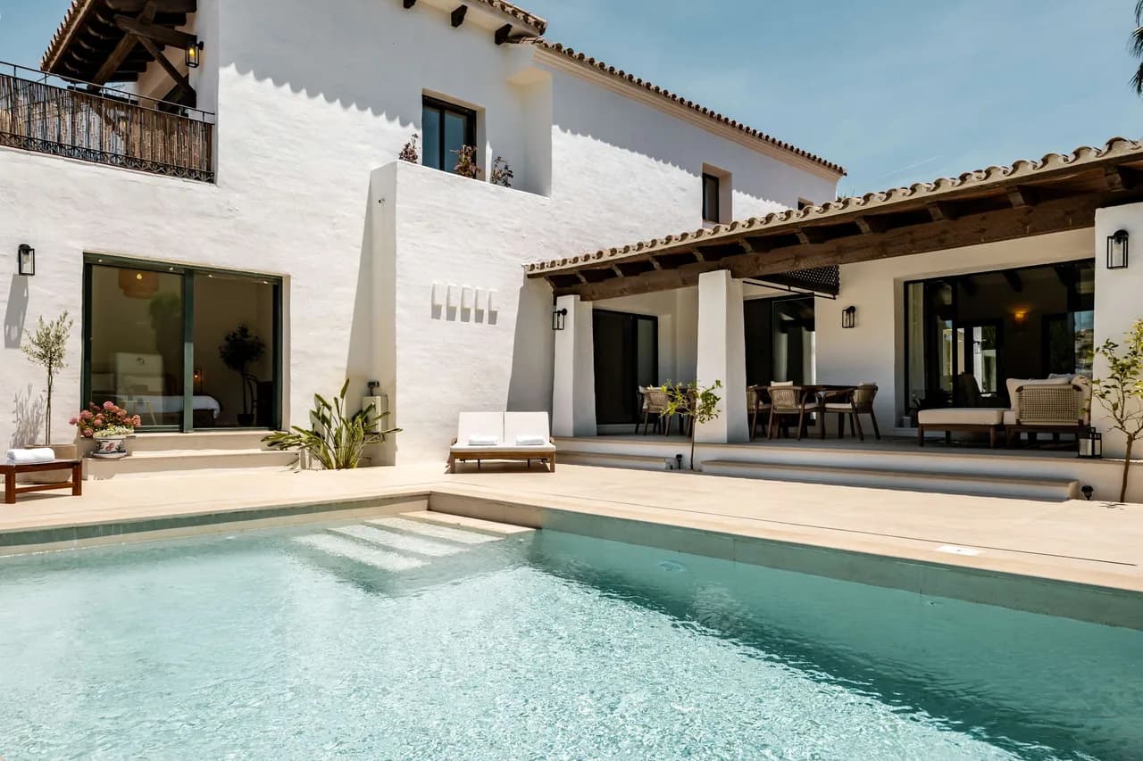Pool Terrace Villa in El Paraiso Marbella Spain photo 2