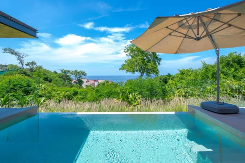 Contemporary Oceanview Retreat in Iyari Estates