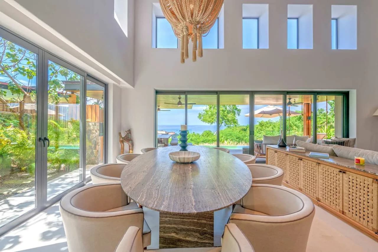 Contemporary Oceanview Retreat in Iyari Estates photo 5