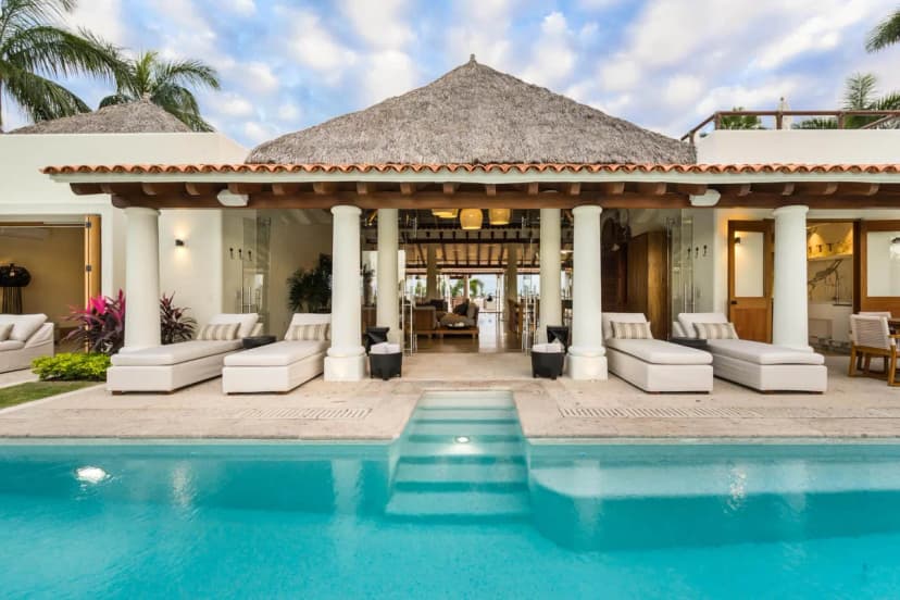 Traditional Mexican Villa with Modern Oceanview