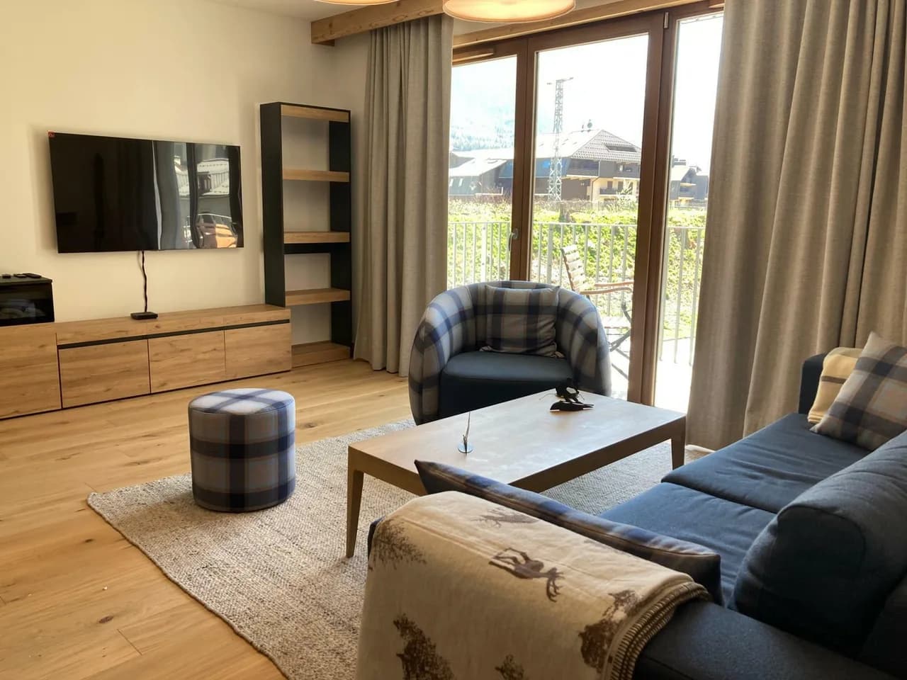 Central Chamonix Stay With Modern Comfort photo 4