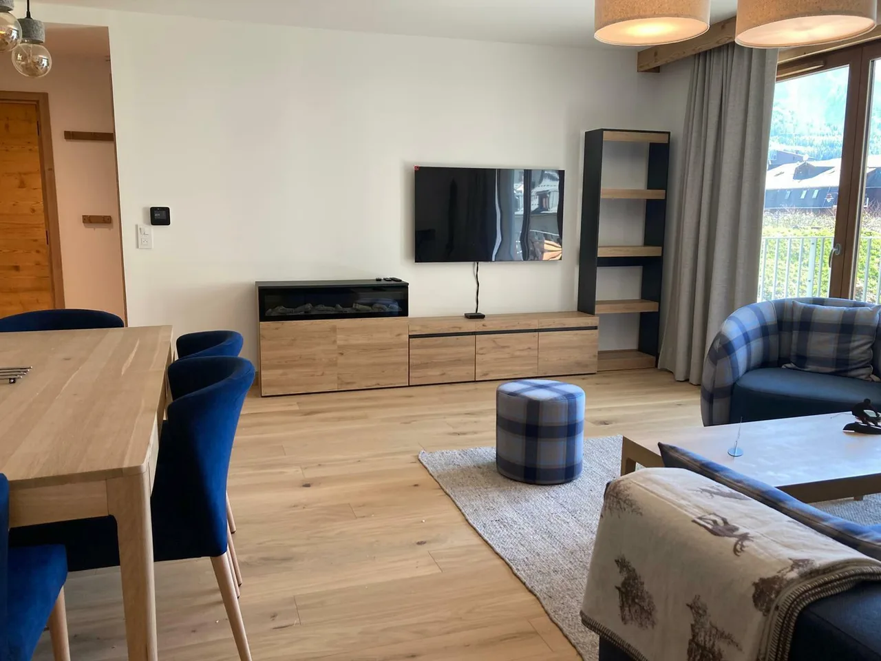 Central Chamonix Stay With Modern Comfort photo 5