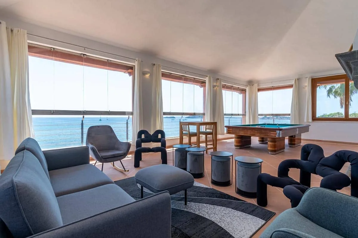 Sea View Estate with Private Annex, Pool photo 4
