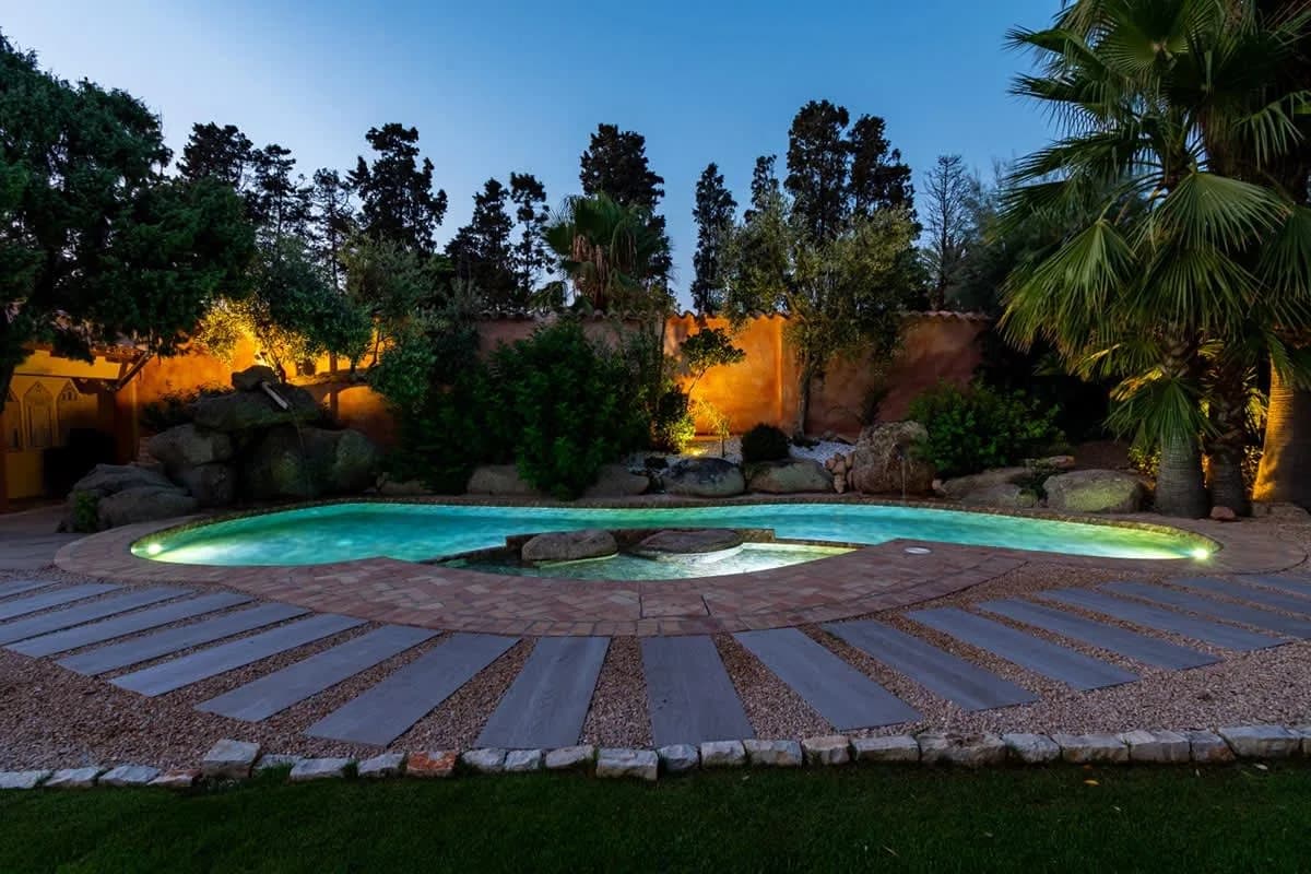 Sea View Estate with Private Annex, Pool photo 5