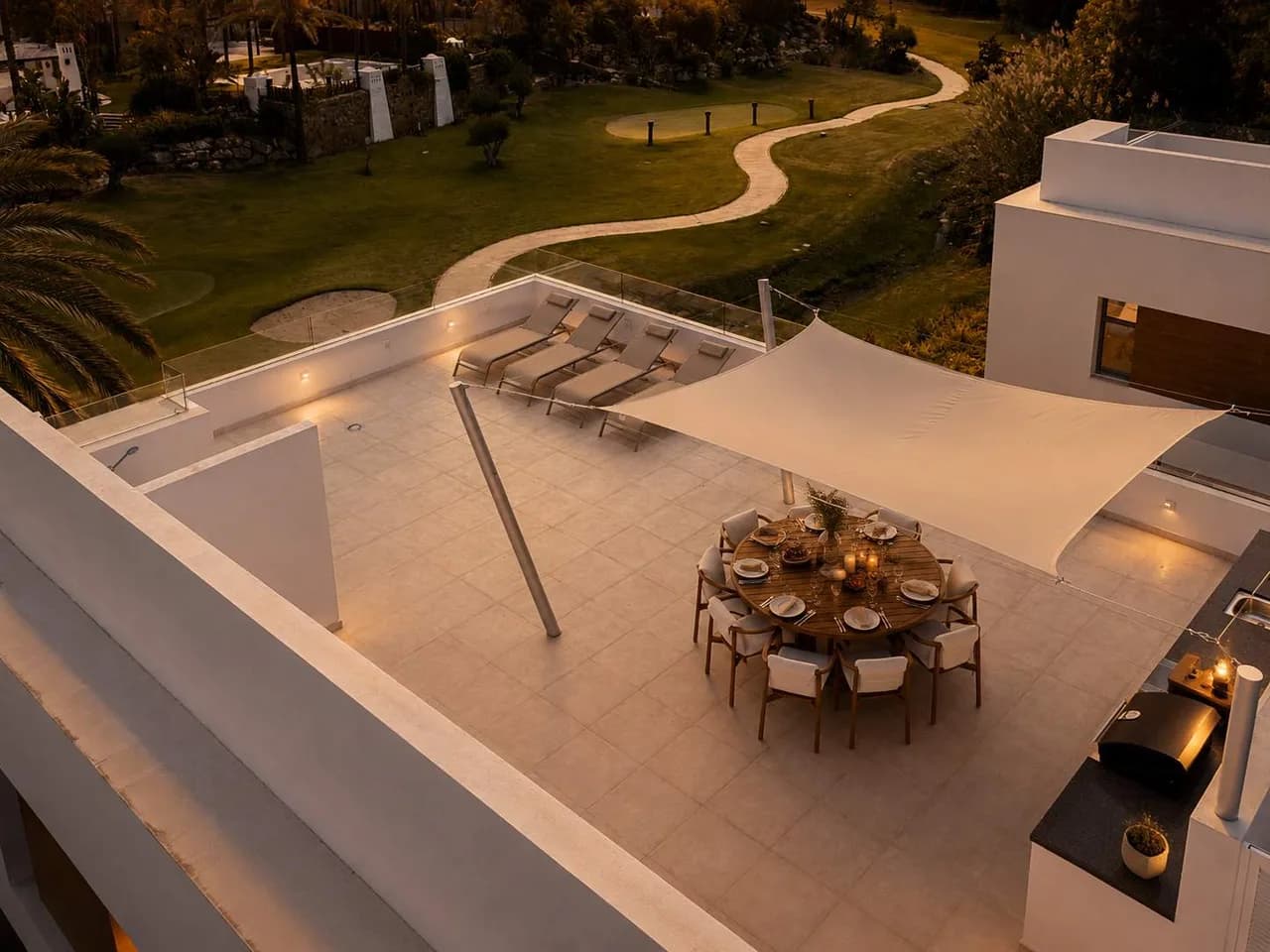 Modern Villa with Pool Views in El Paraiso photo 5