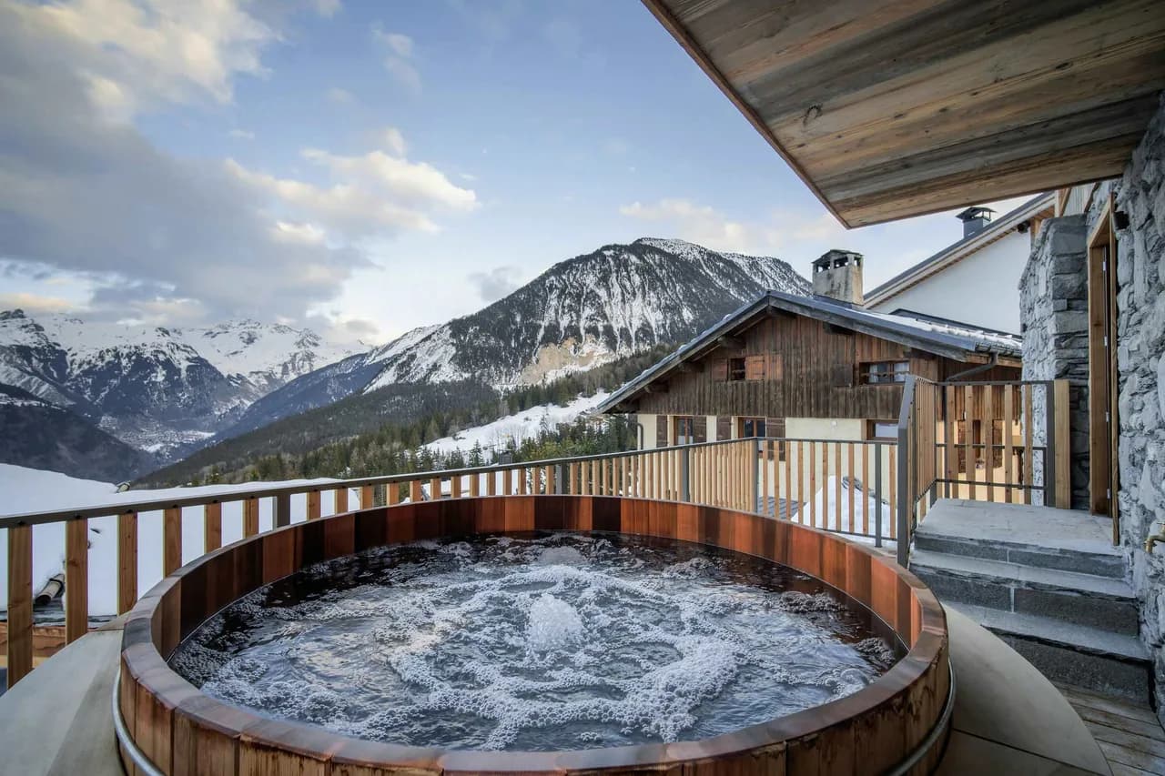 Warm Family Chalet Near Ski Slopes photo 3