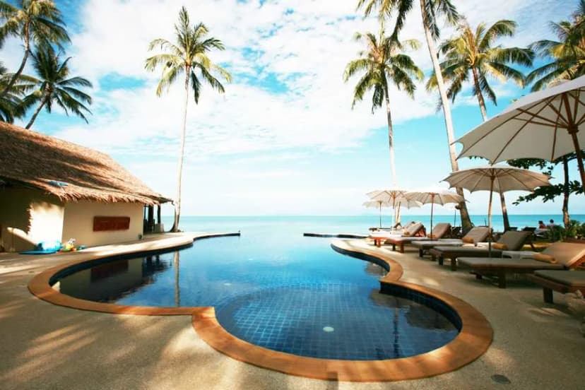 Sophisticated Beachfront Suite Retreat